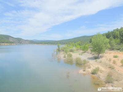 GastroRuta – Entre Vagonetas y Sabores: Descubriendo el Embalse del Vado; actividades madrid sendero